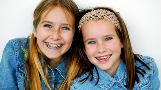 Choosing Between an Orthodontist and a Private Dentist: Which is Right for You?