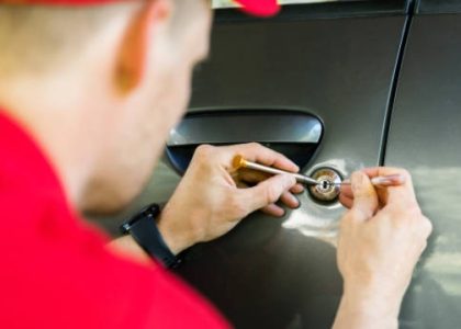 The Key to Seamless Security: Unveiling the Secrets of a Commercial Locksmith