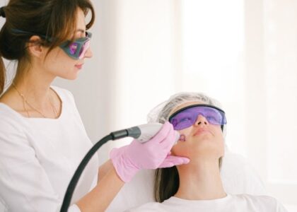 Was ist Microneedling und wie funktioniert es
